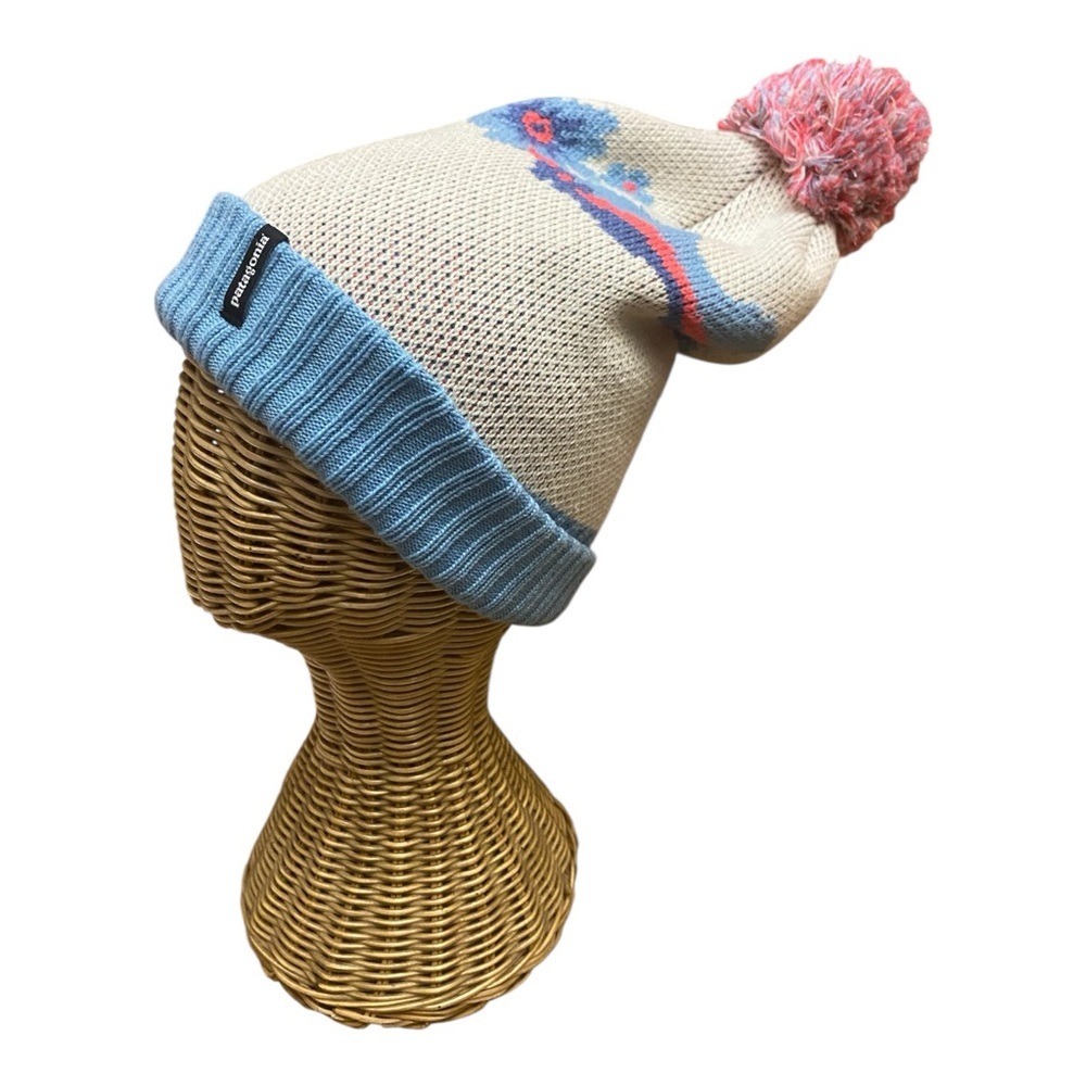 Patagonia Adult Womens Winter Beanie Style Hat With Pom Pom Size OS Ski